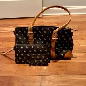 Dooney and Bourke purse set
